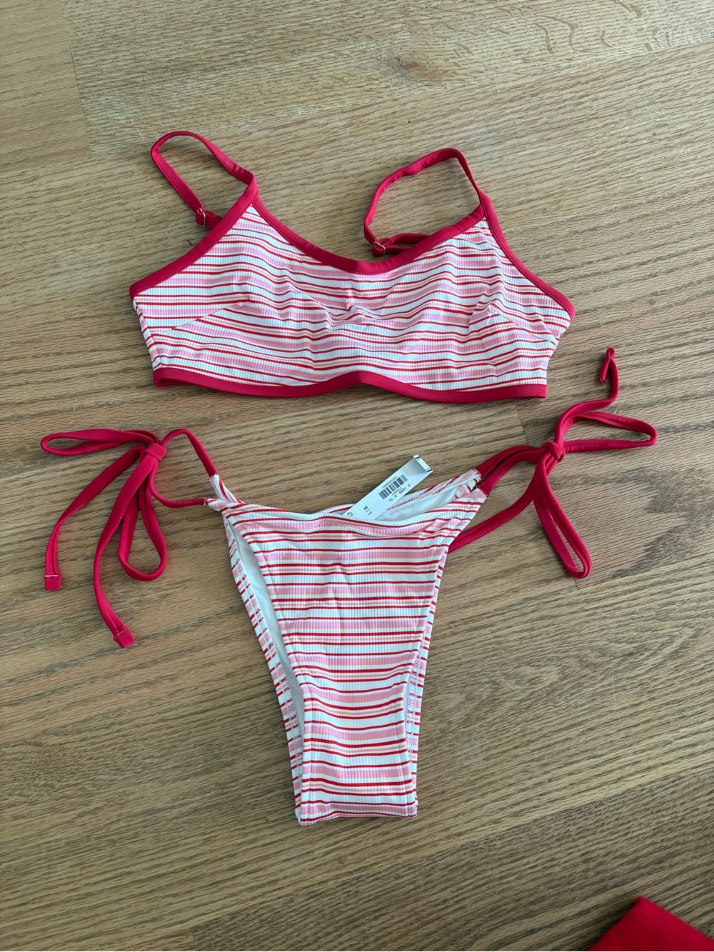 Frankie’s Bikinis set